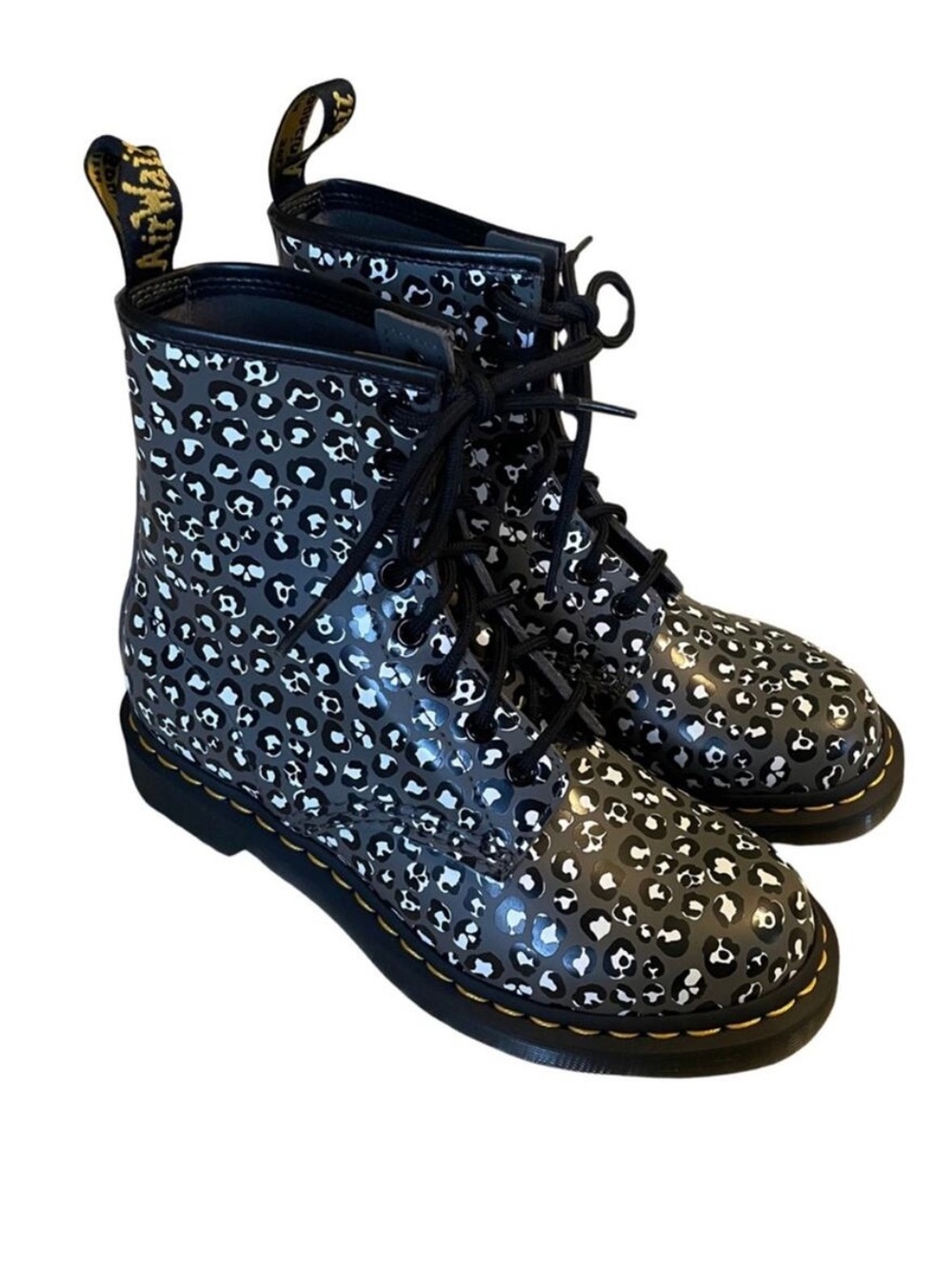 Dr. Marten’s 1460 Women's Combat Boots Leopard Smooth Leather Lace Up sz 7 NWOT